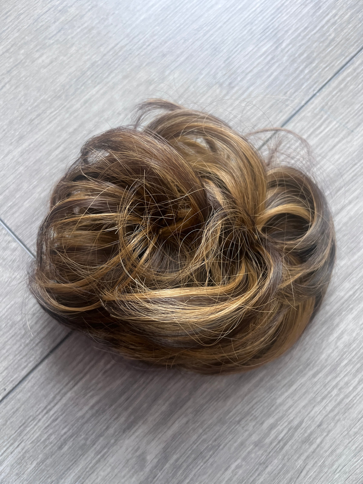 Synthetic Messy Hair Bun Scrunchie - Golden Blonde &amp; Dark /Brown