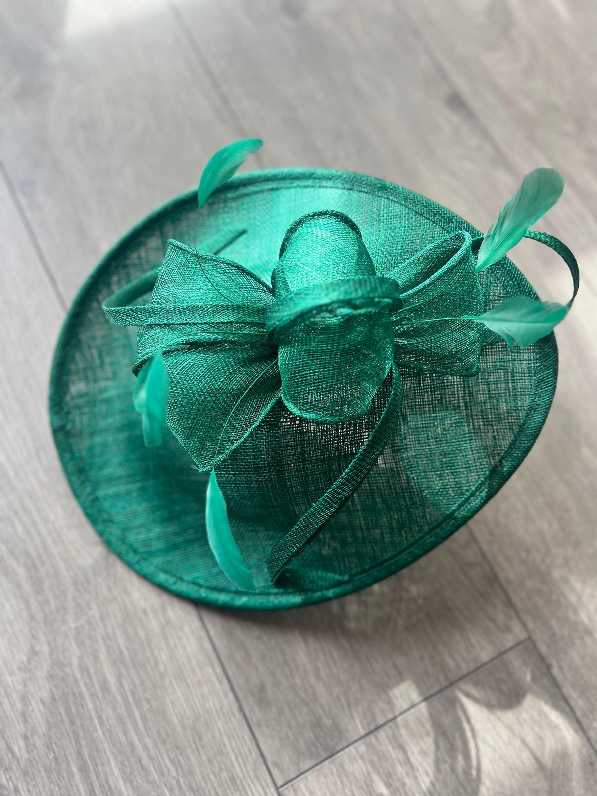Emerald Teardrop Disc Fascinator