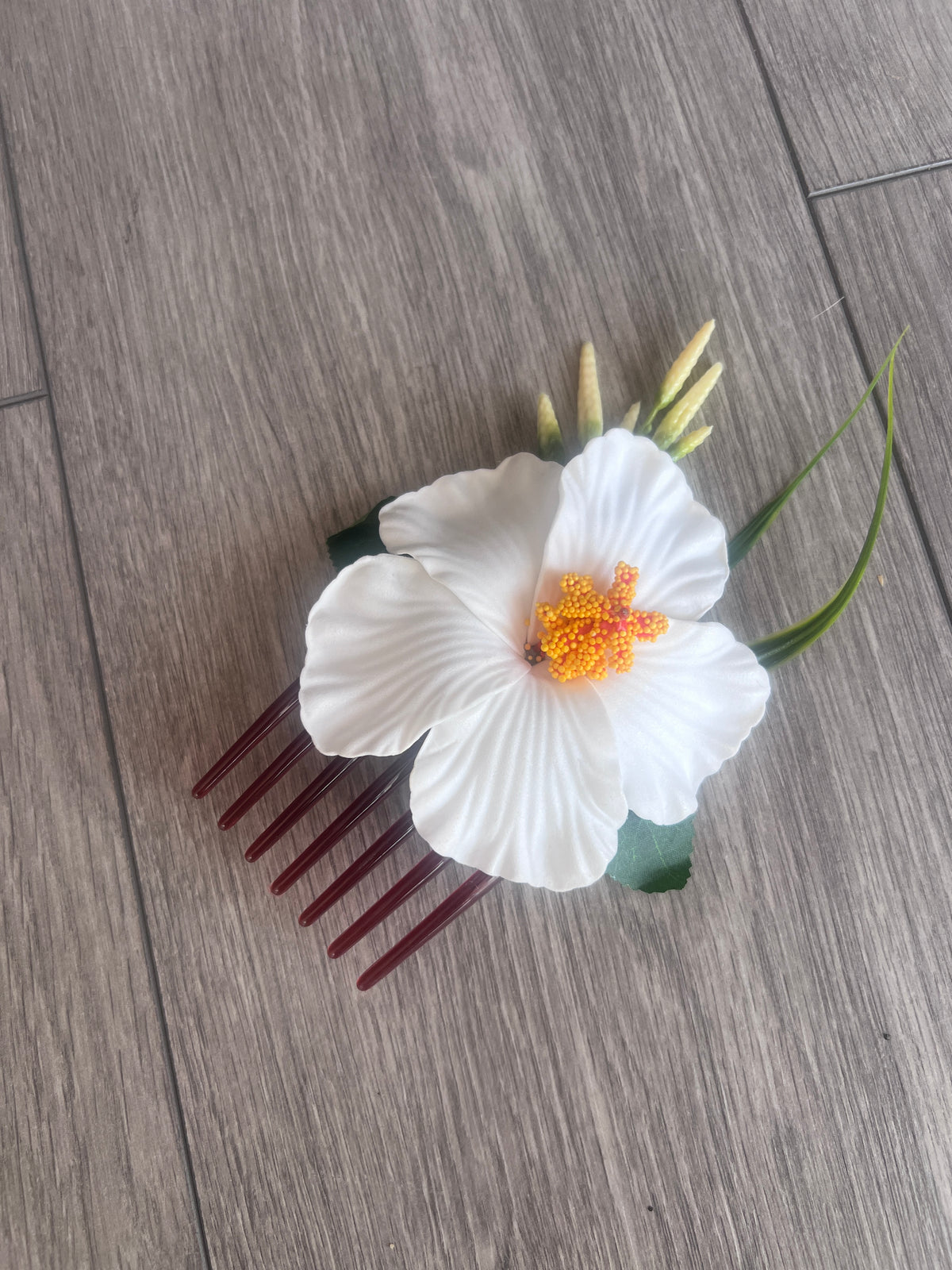 White Hawaiian Hair Flower Comb