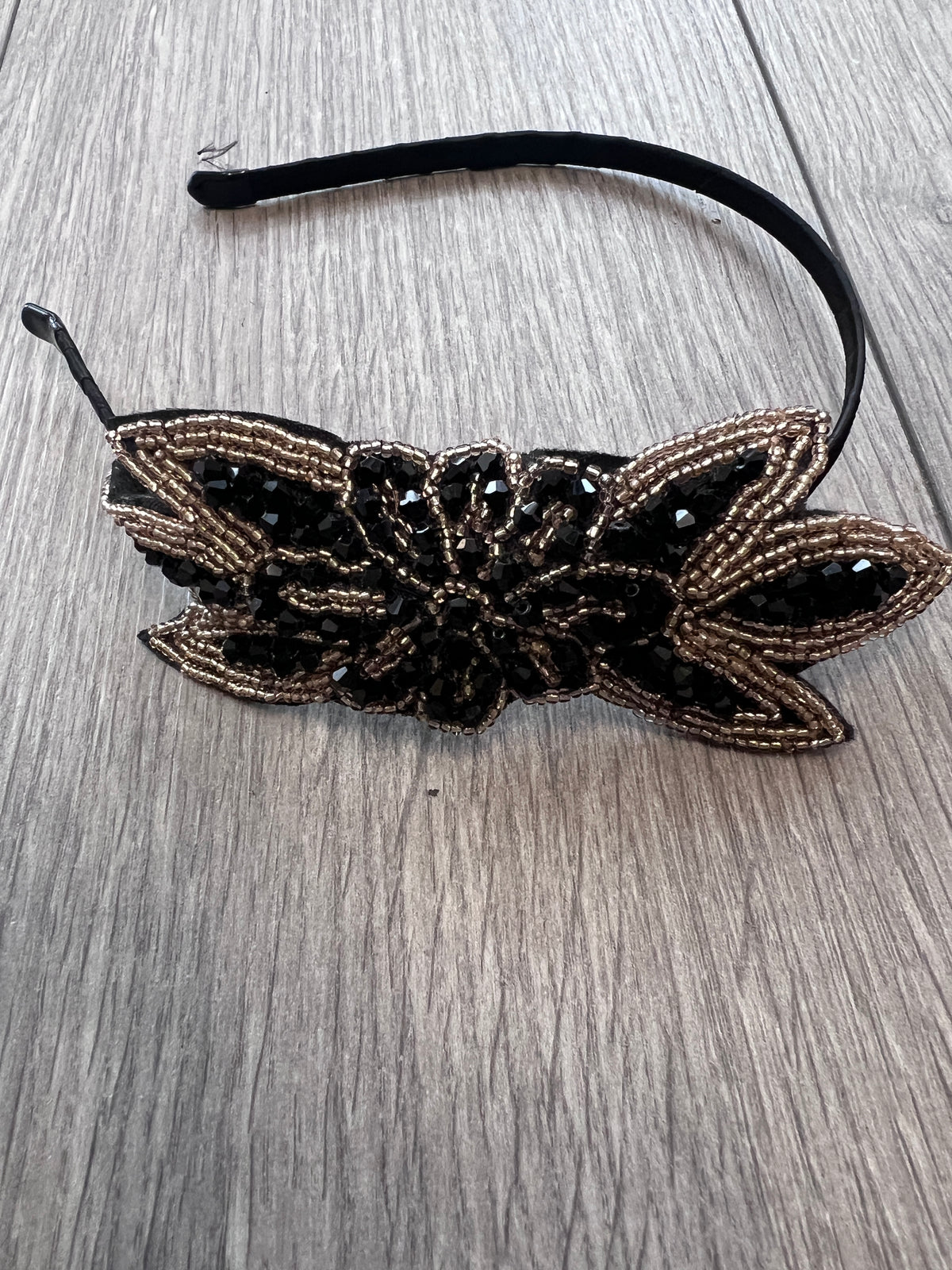 Vintage 1920's Black &amp; Gold Flower &amp; Leaf Beaded Headband