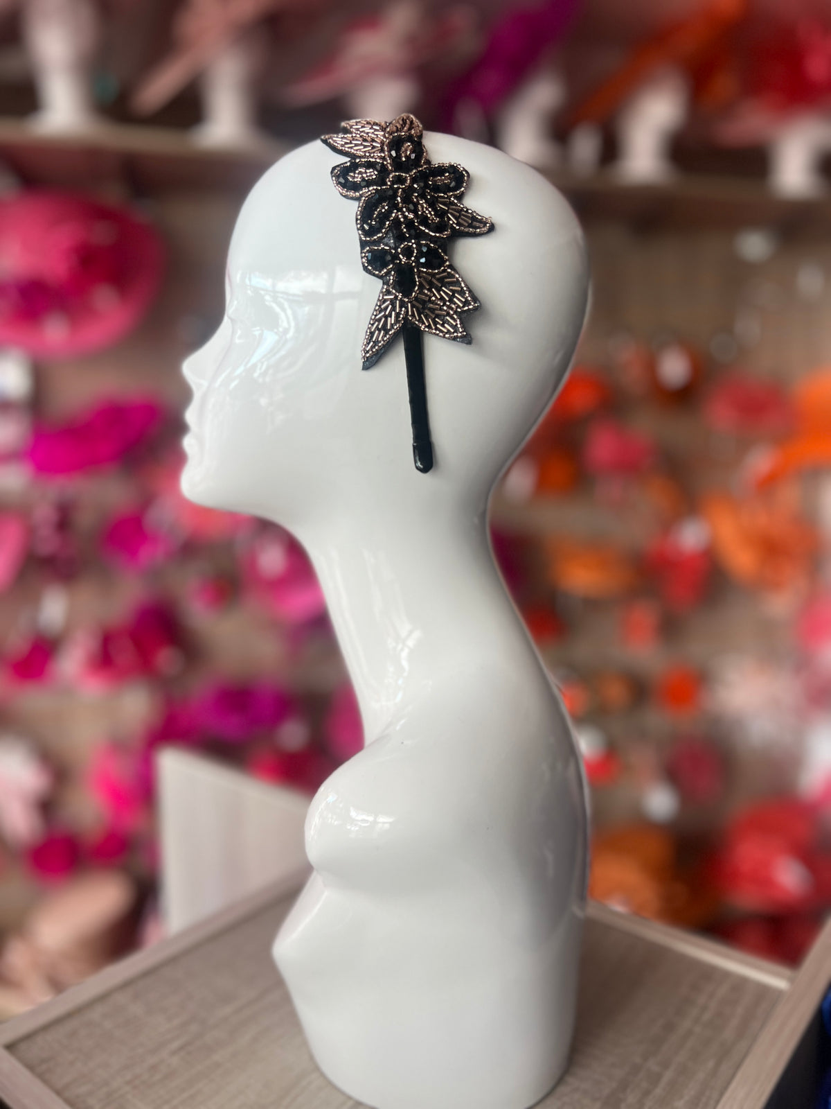 Vintage 1920's Black &amp; Gold Flower &amp; Leaf Beaded Headband