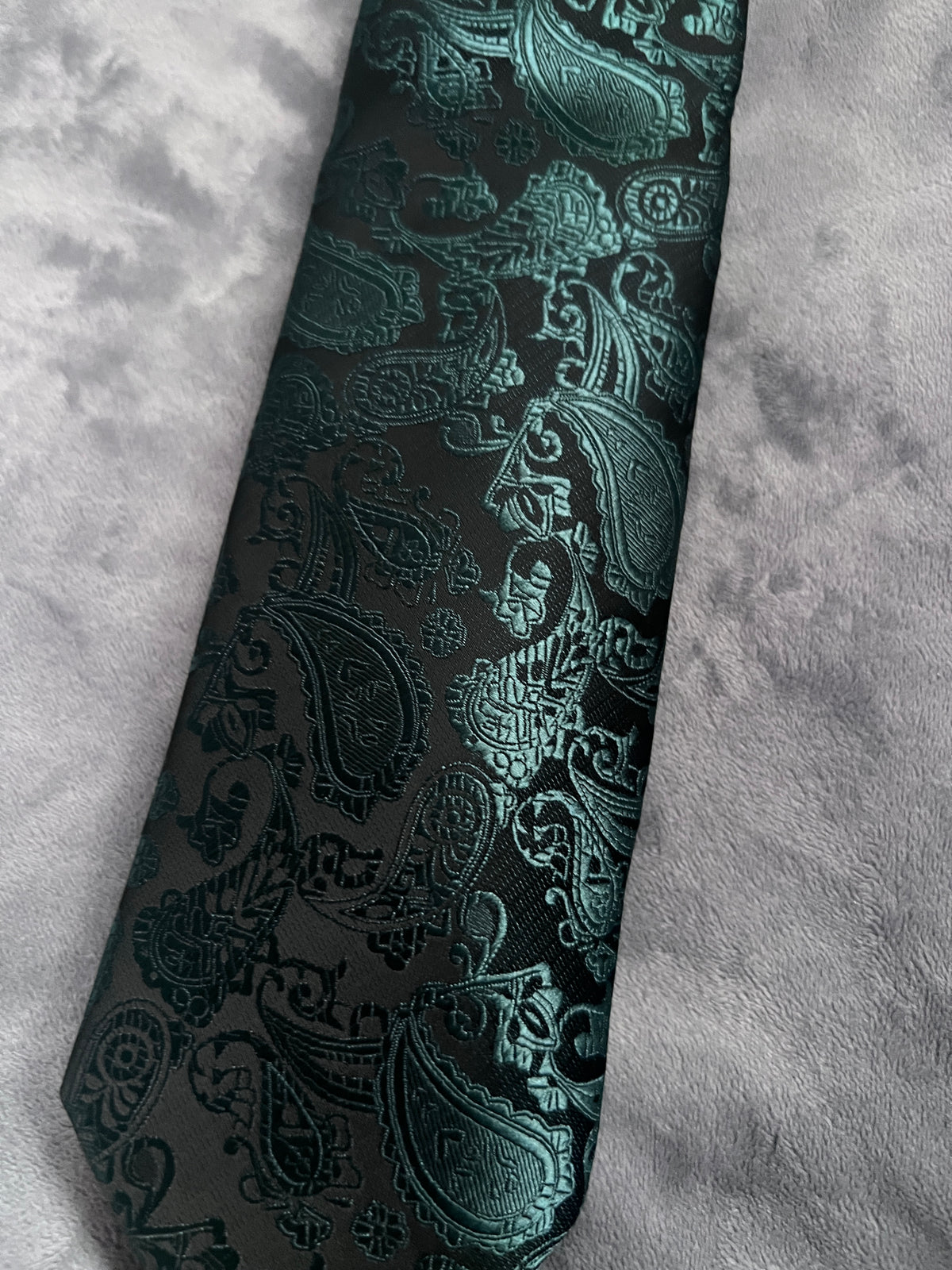 Forest Green Men’s Classic Paisley Tie