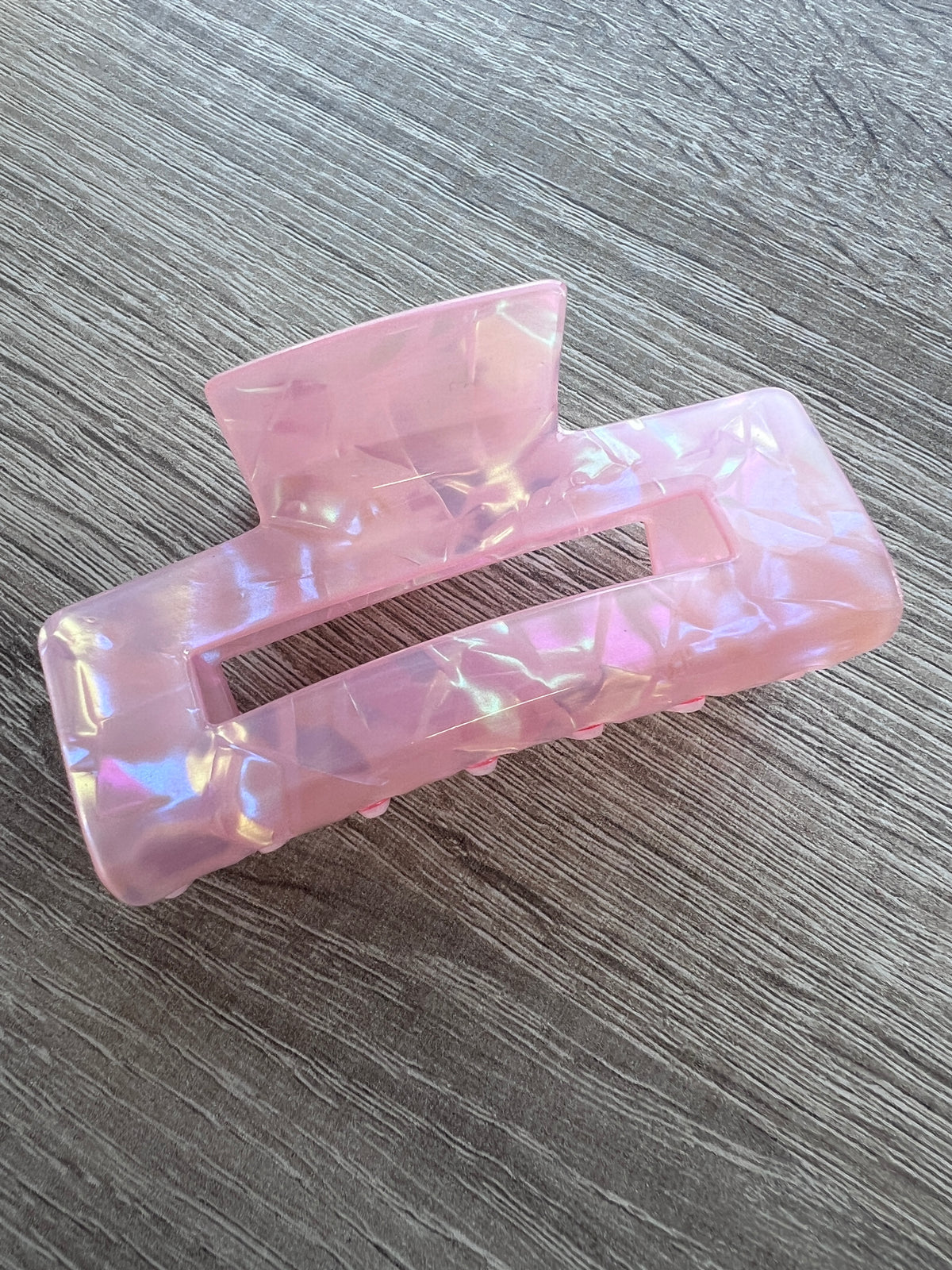 Pearlescent Hair Claw-Pink