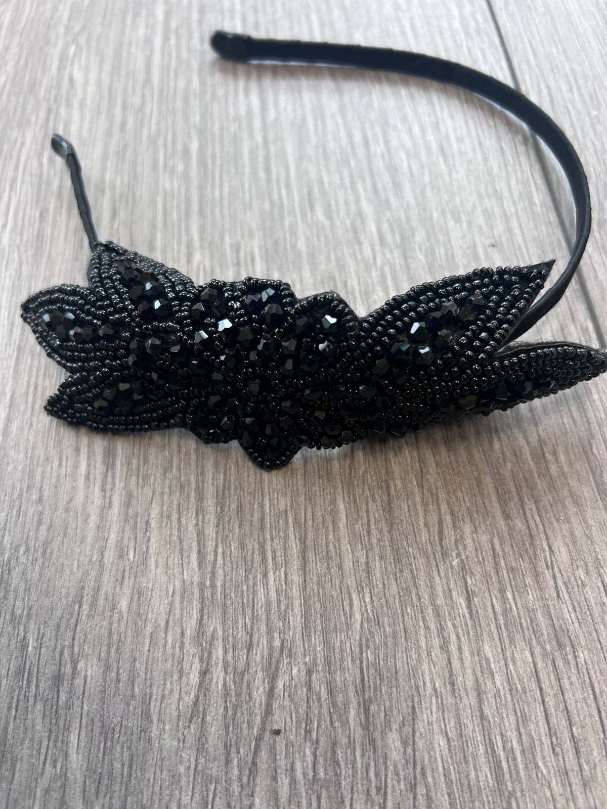 Vintage 1920's Black Flower &amp; Leaf Beaded Headband