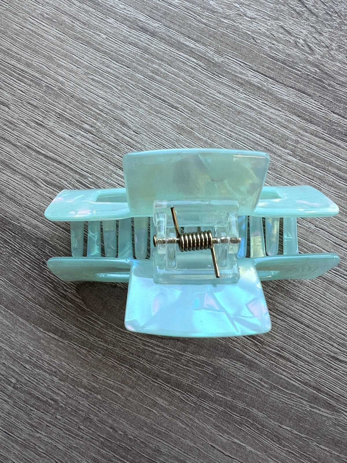 Pearlescent Hair Claw- Light Green