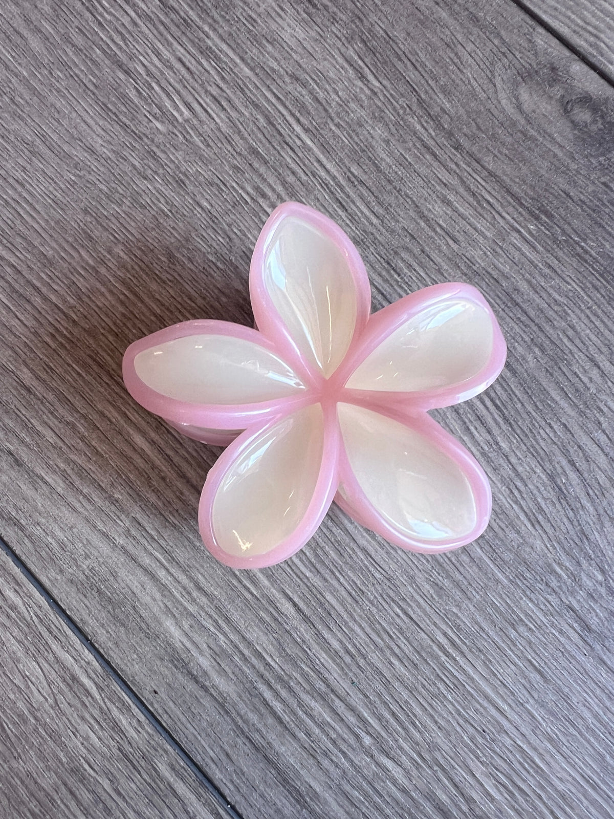 Tropical Jasmine Hair Flower Claw - Cream &amp; Pink