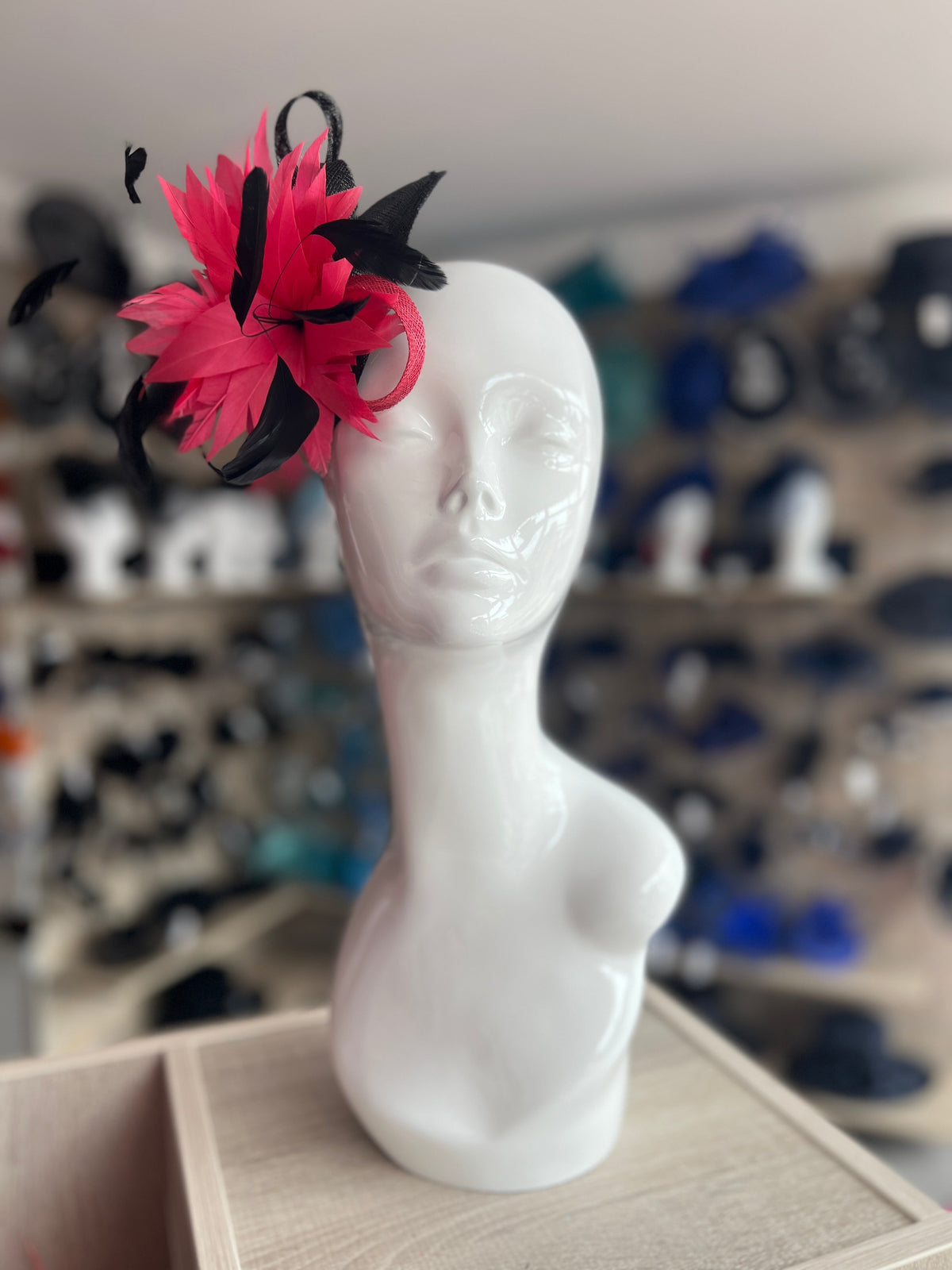 Black &amp; Pink Feather Flower Fascinator omb-Fascinators Direct