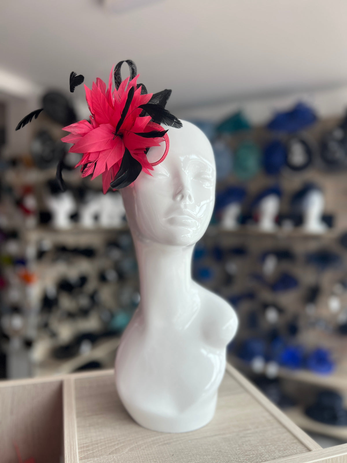 Black &amp; Pink Feather Flower Fascinator omb-Fascinators Direct
