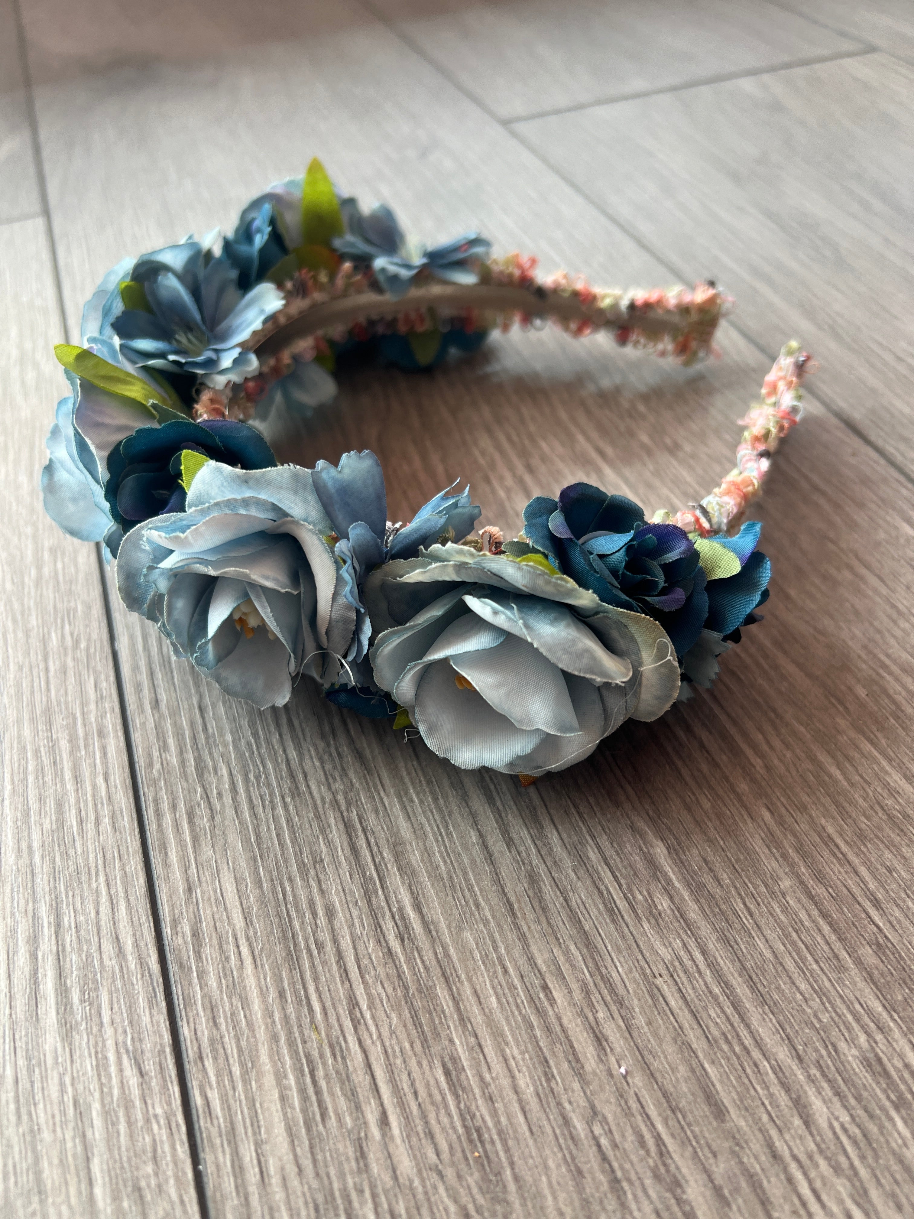Blue flower headpiece hotsell