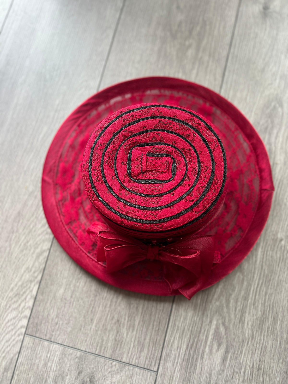 Dark Red Crinoline Hat With Chiffon Bow &amp; Beads