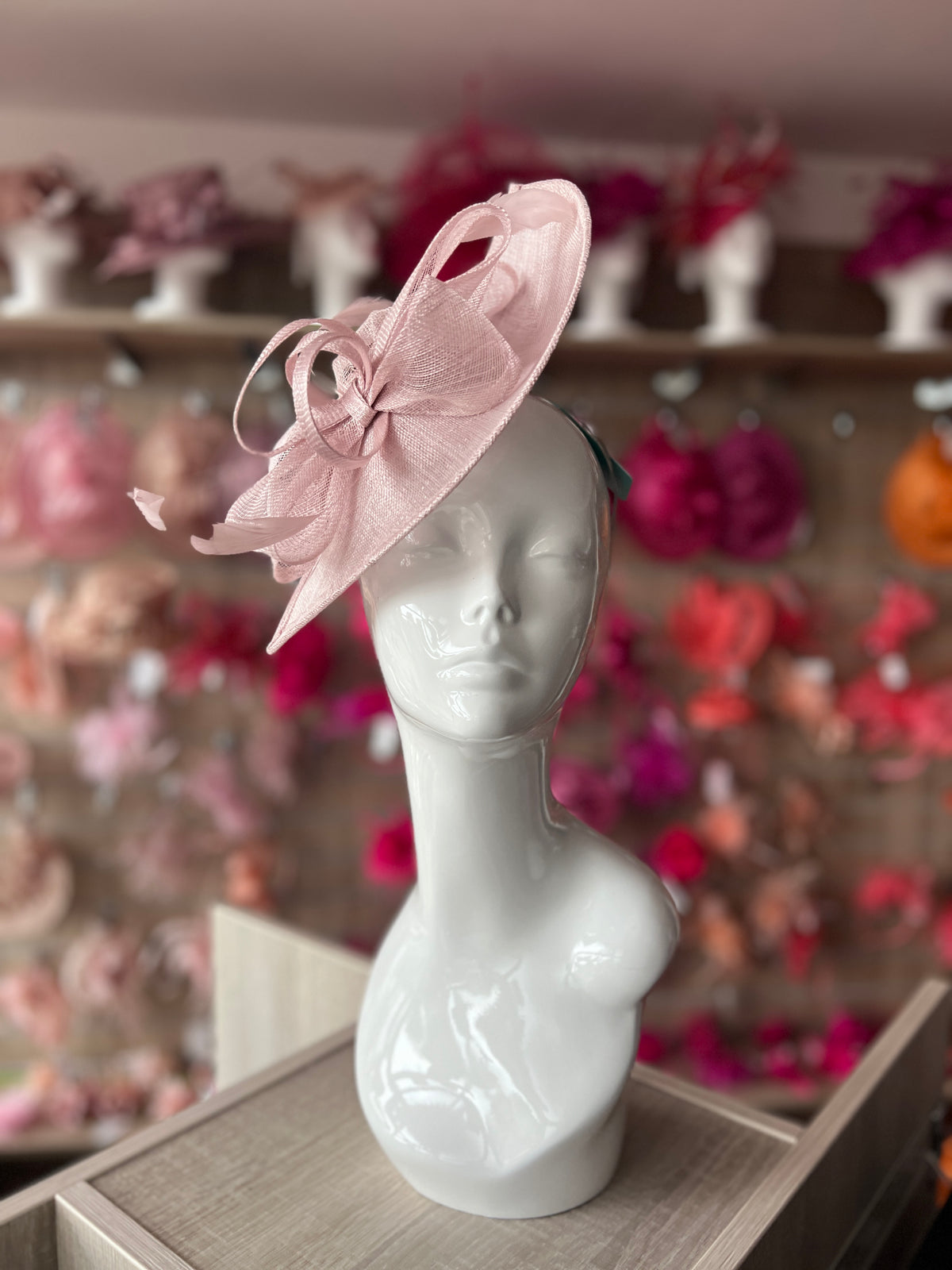Cameo Disc Fascinator with Decorative Bow-Fascinators Direct