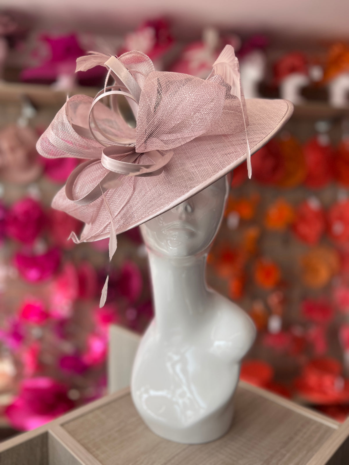 Cameo Saucer Hatinator With Decorative Bow-Fascinators Direct