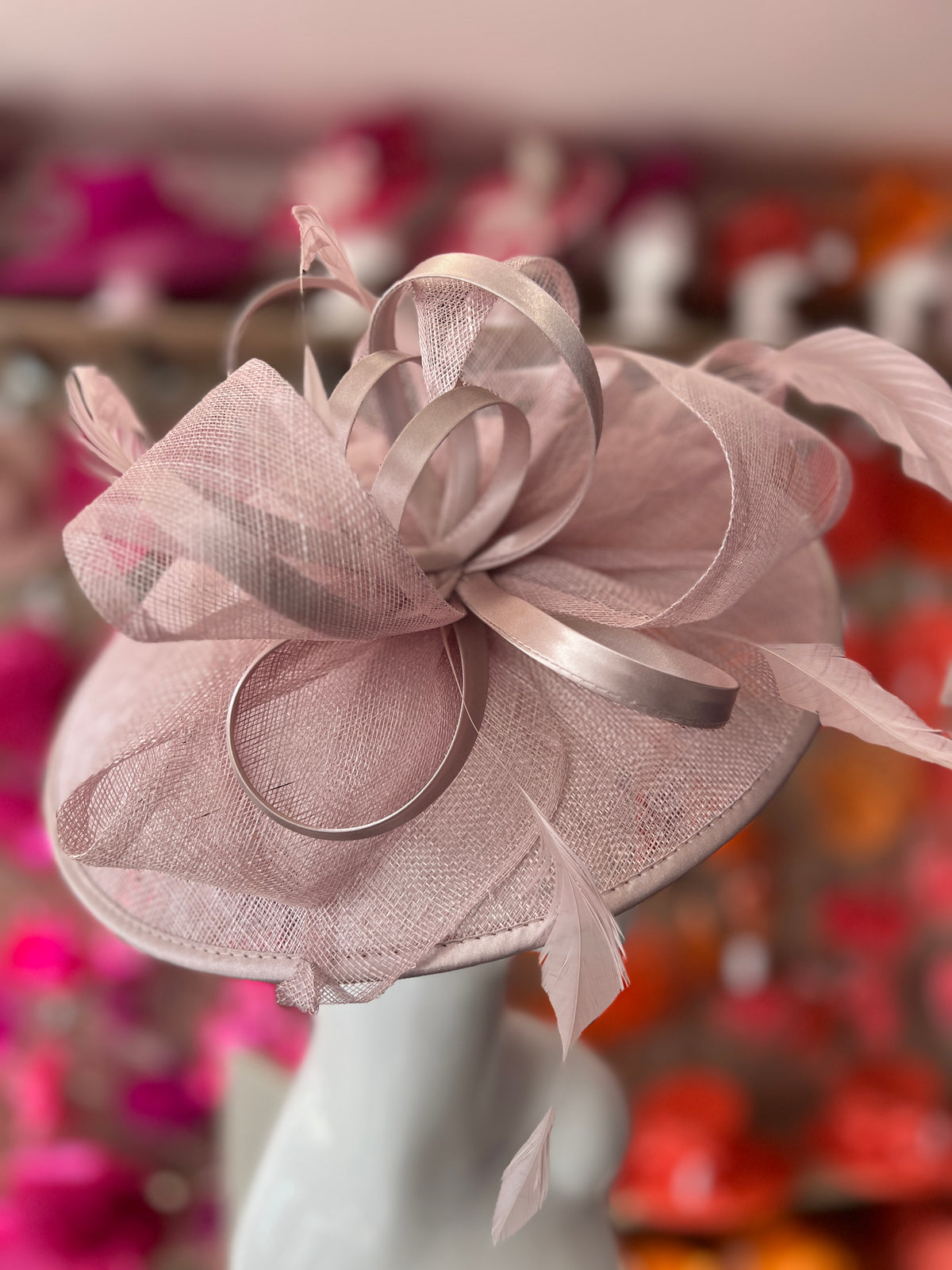 Cameo Saucer Hatinator With Decorative Bow-Fascinators Direct