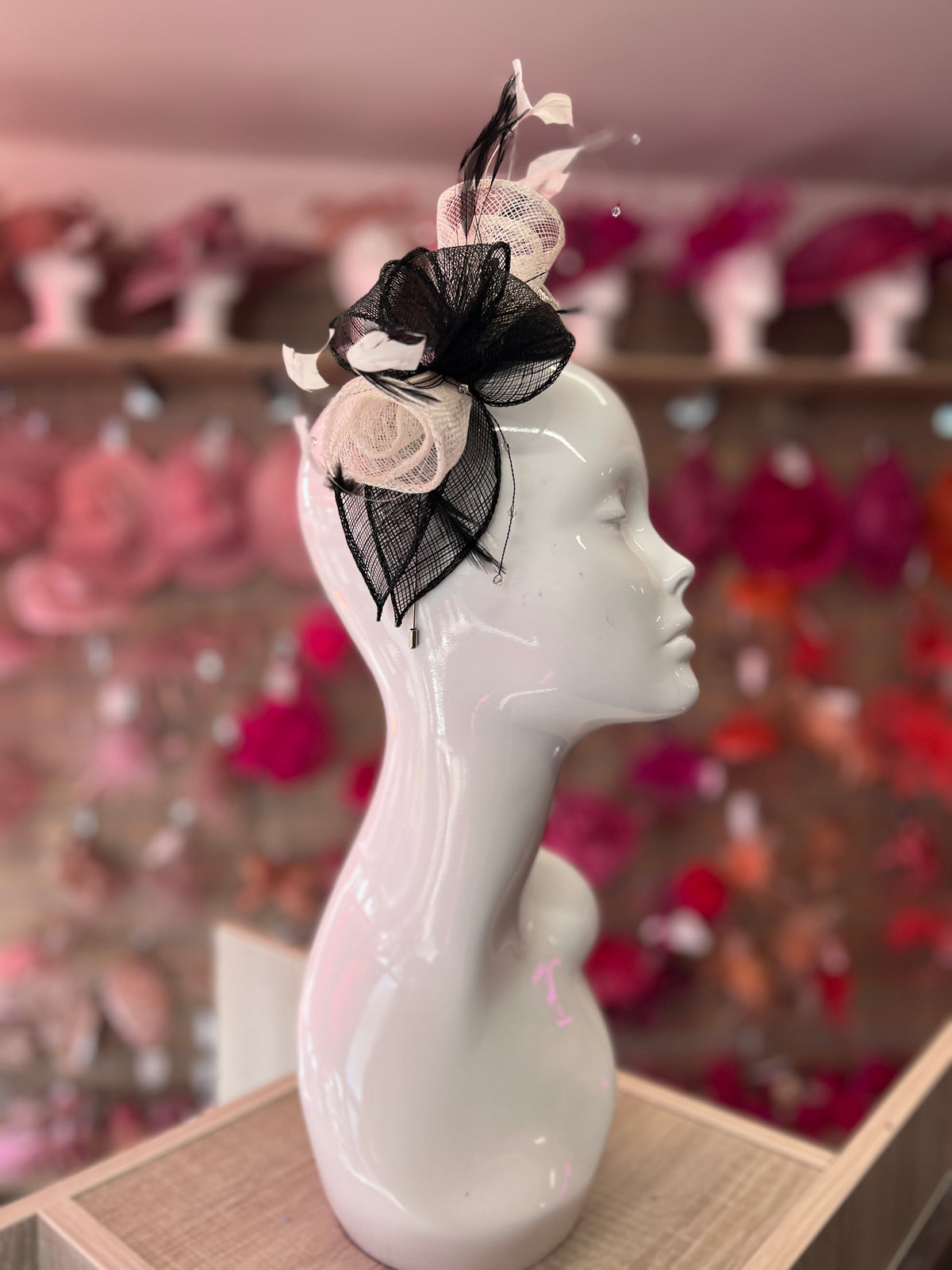 Classic Sinamay Black &amp; Ivory Fascinator-Fascinators Direct