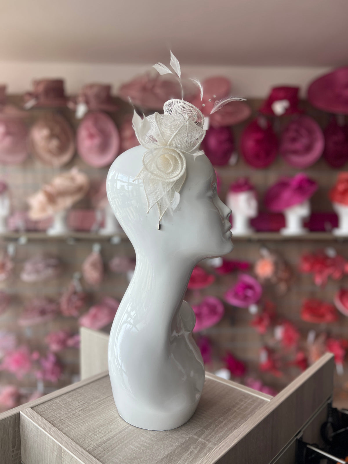 Classic Sinamay Ivory Fascinator-Fascinators Direct