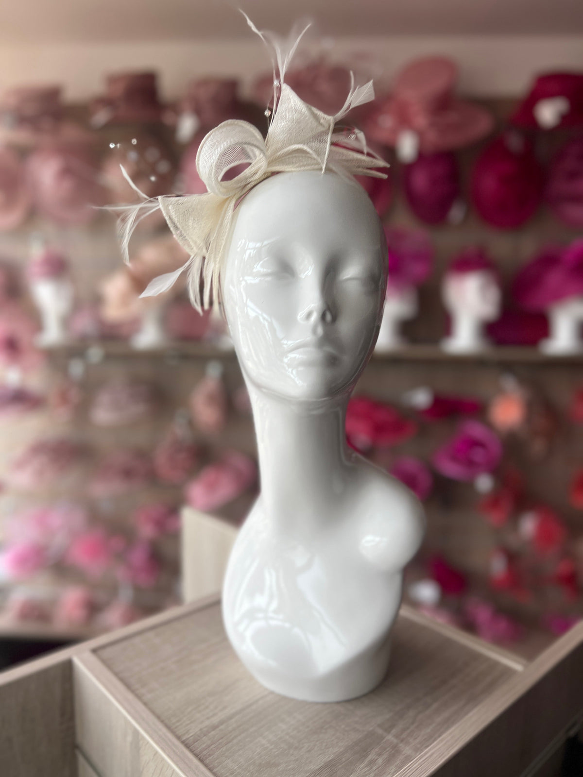 Classic Sinamay Ivory Fascinator-Fascinators Direct