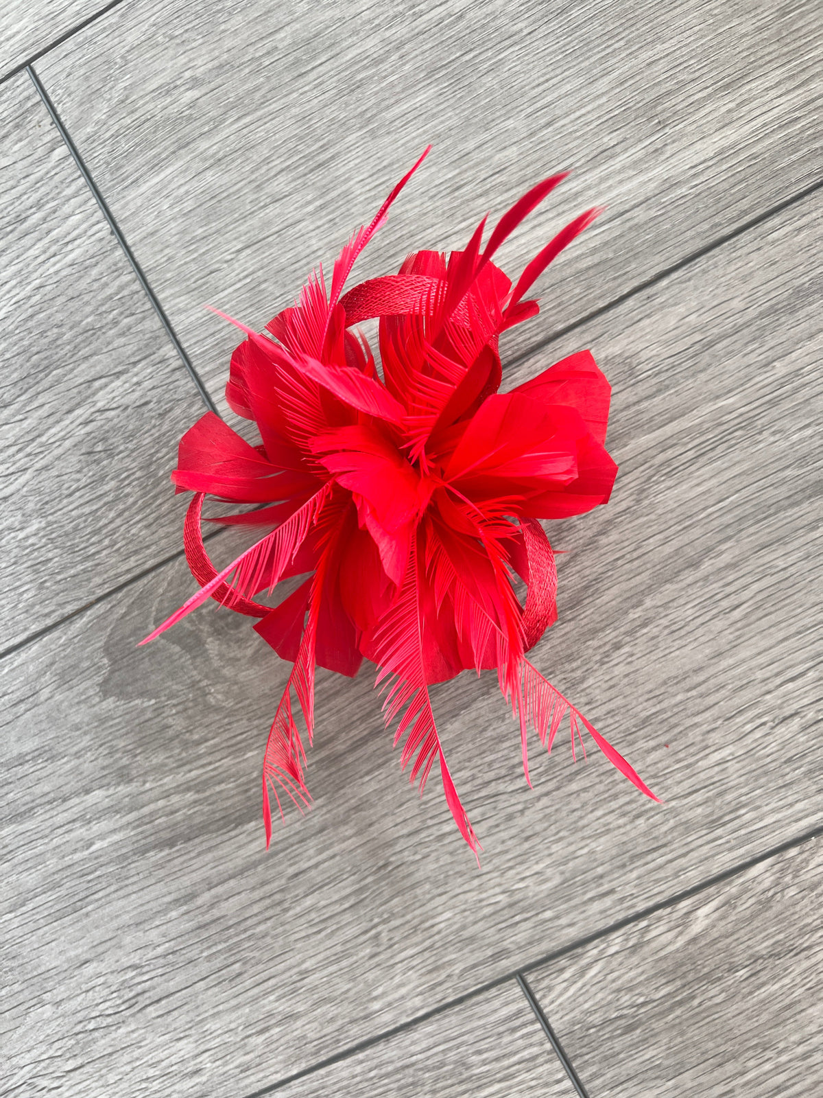 Clip On Red Fascinator with Loops &amp; Feather Flower-Fascinators Direct