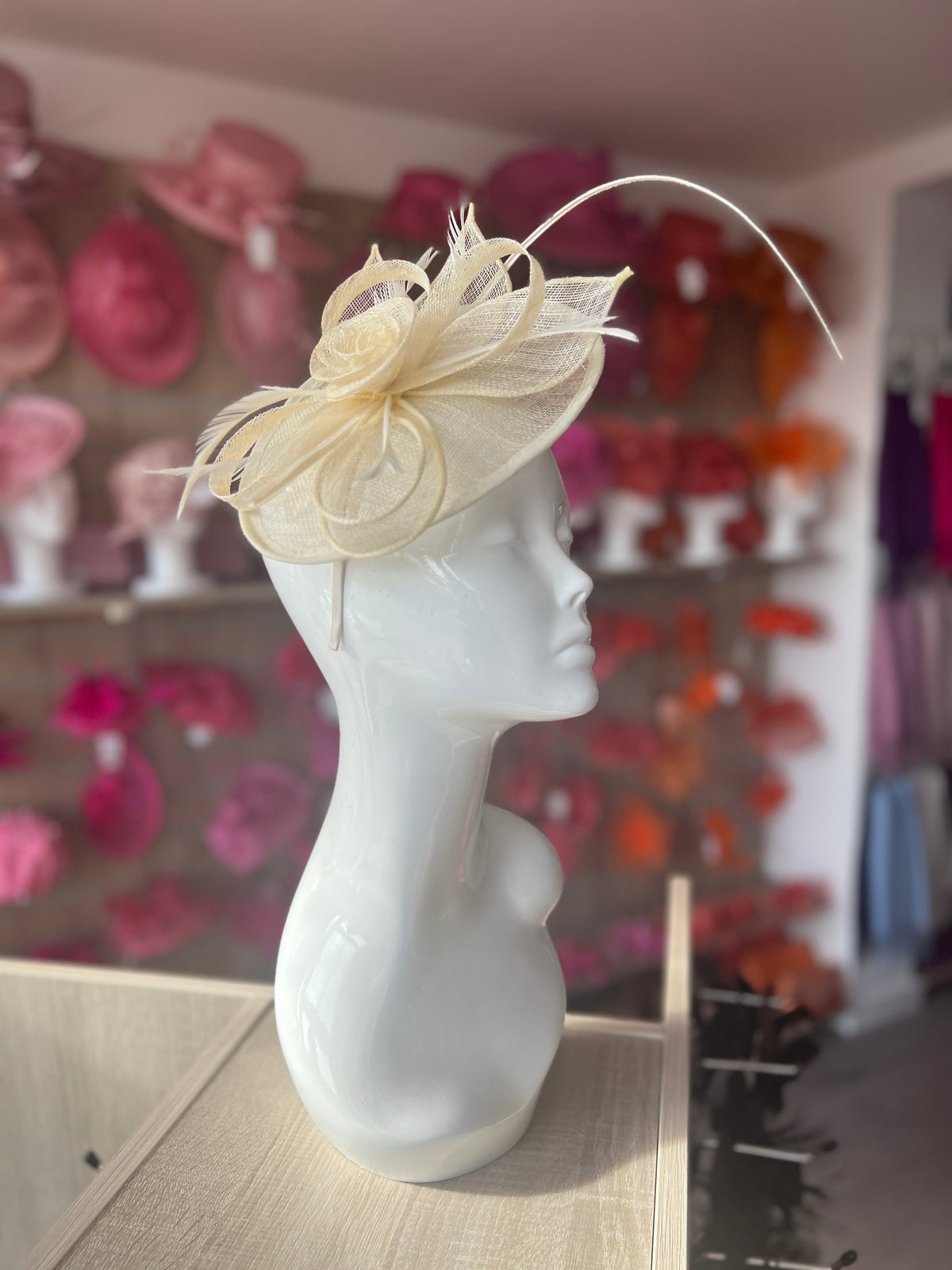 Cream Saucer Fascinator With Flower &amp; Quill-Fascinators Direct