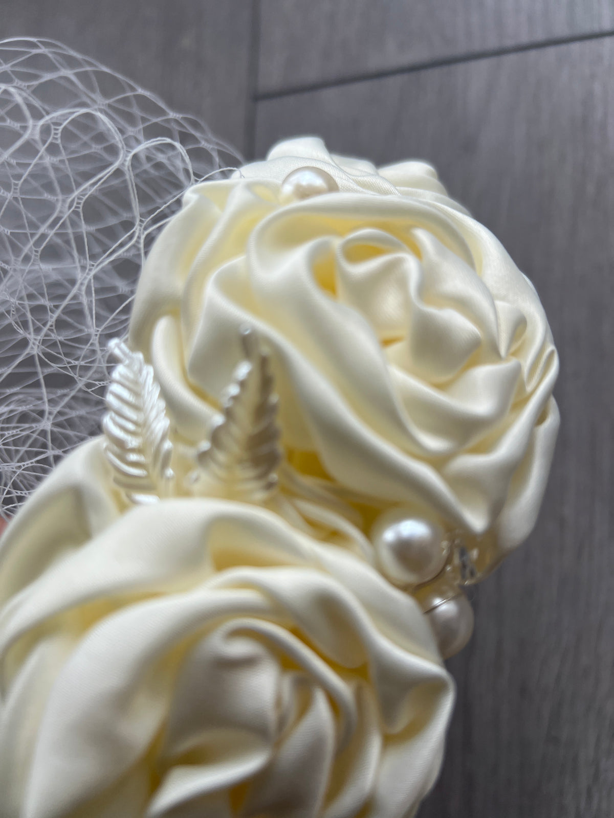 Bridal Wedding Headband With Cream Roses/Pearls &amp; Veil