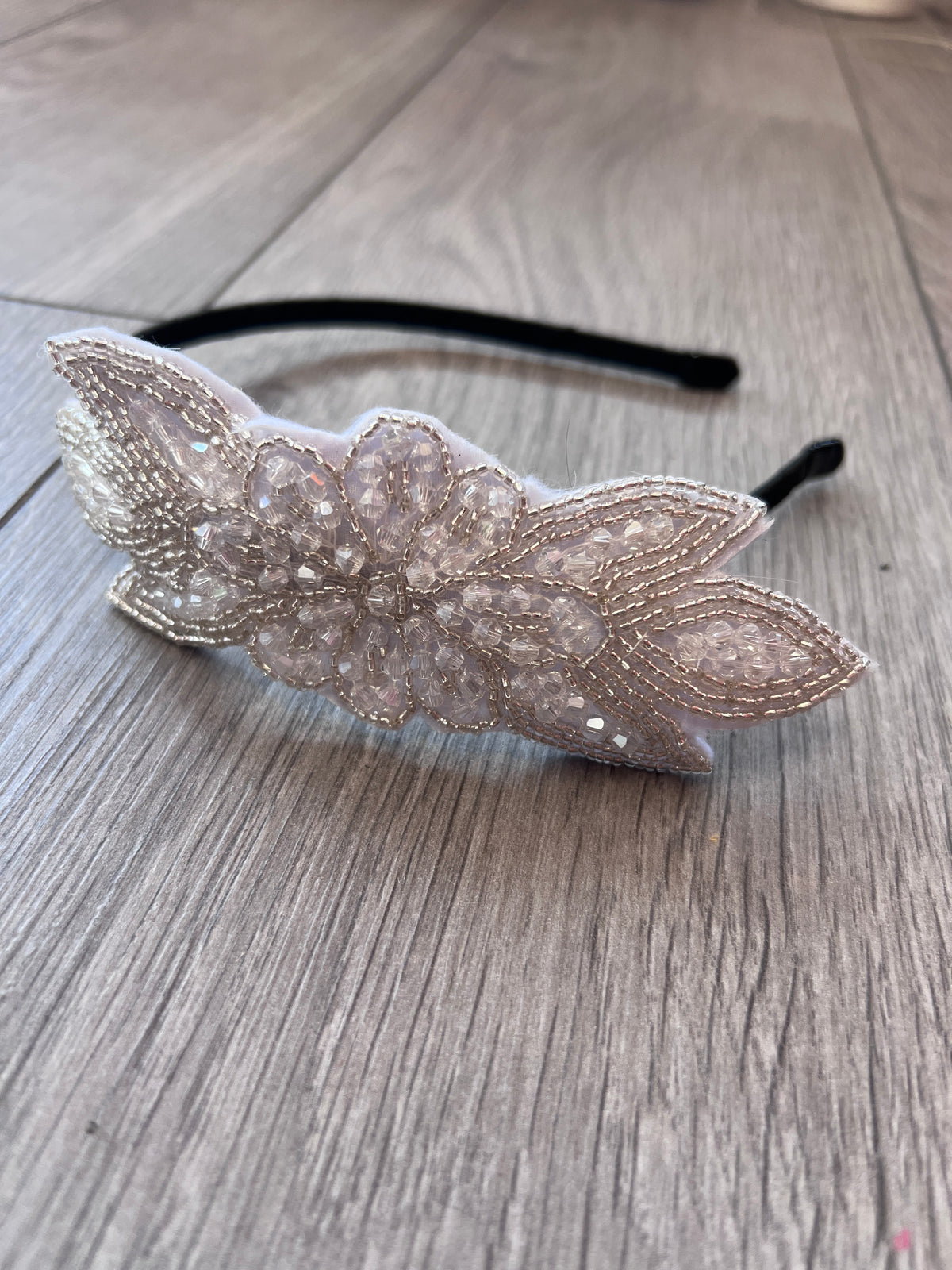 Vintage 1920's White Leaf Beaded Headband