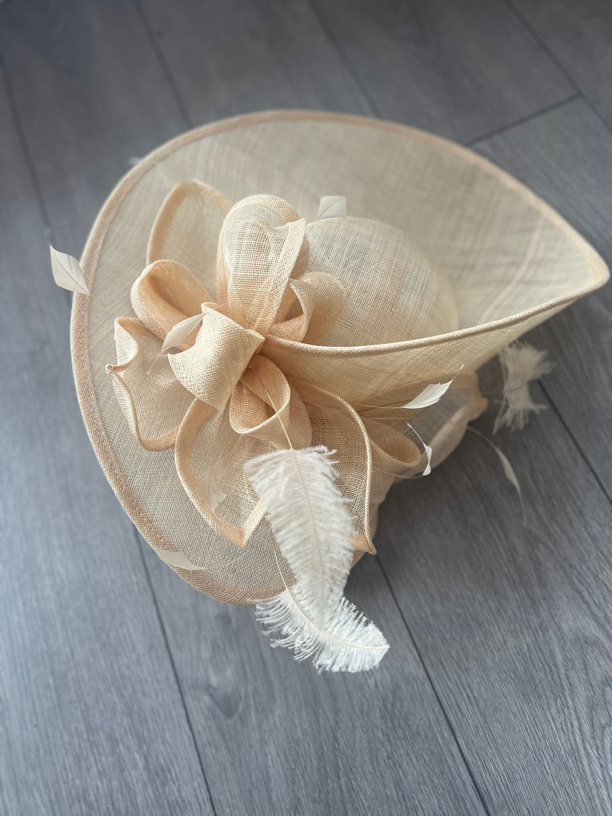 Deluxe Large Nude Hatinator with Split Brim &amp; Feathers-Fascinators Direct