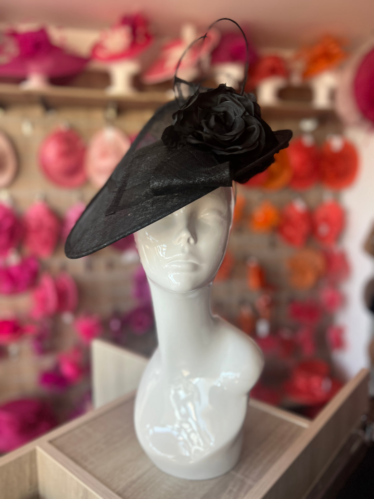 Deluxe Medium Black Hatinator With Split Brim &amp; Roses-Fascinators Direct