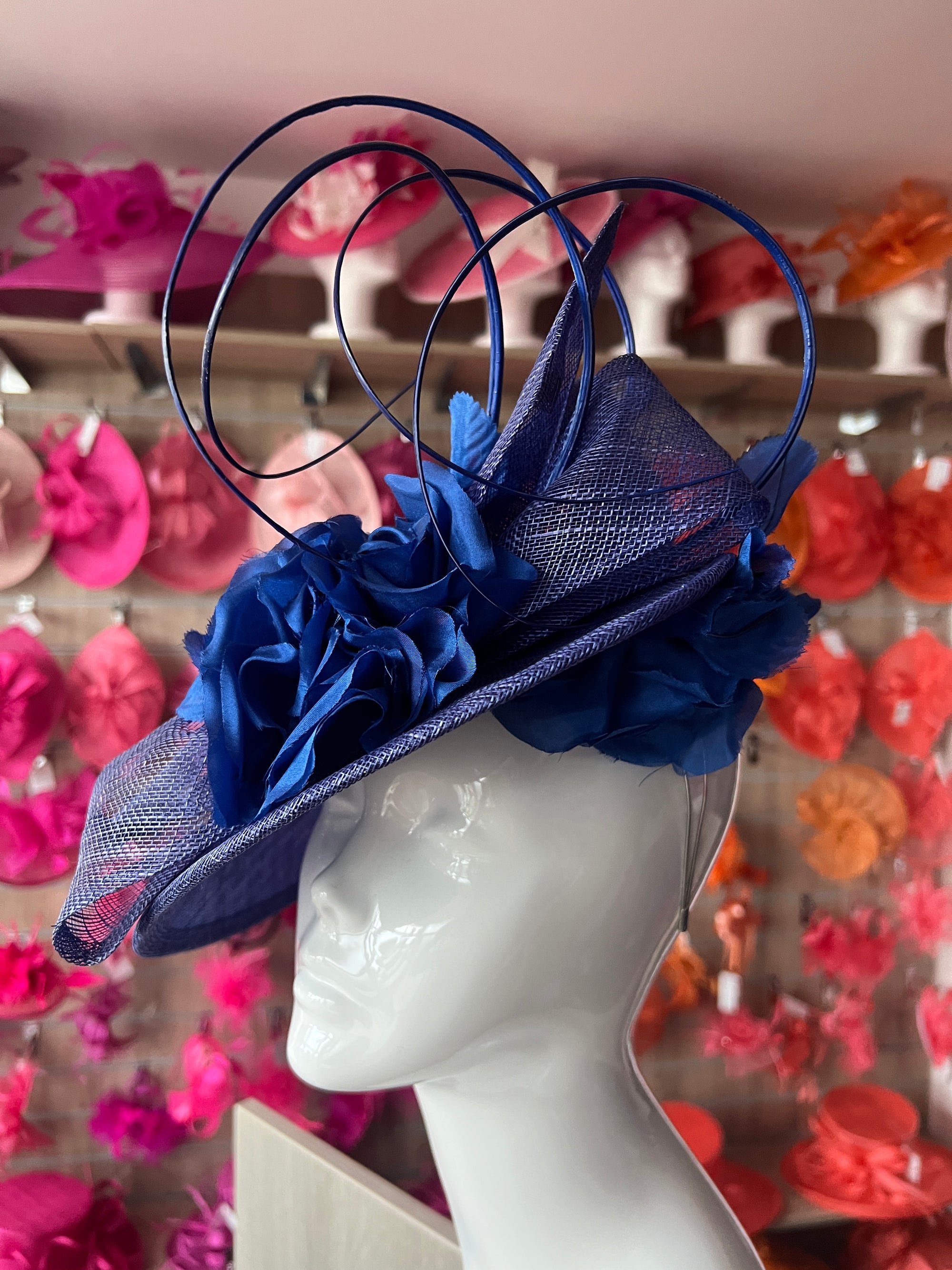 Deluxe Medium Sapphire Hatinator With Split Brim & Roses