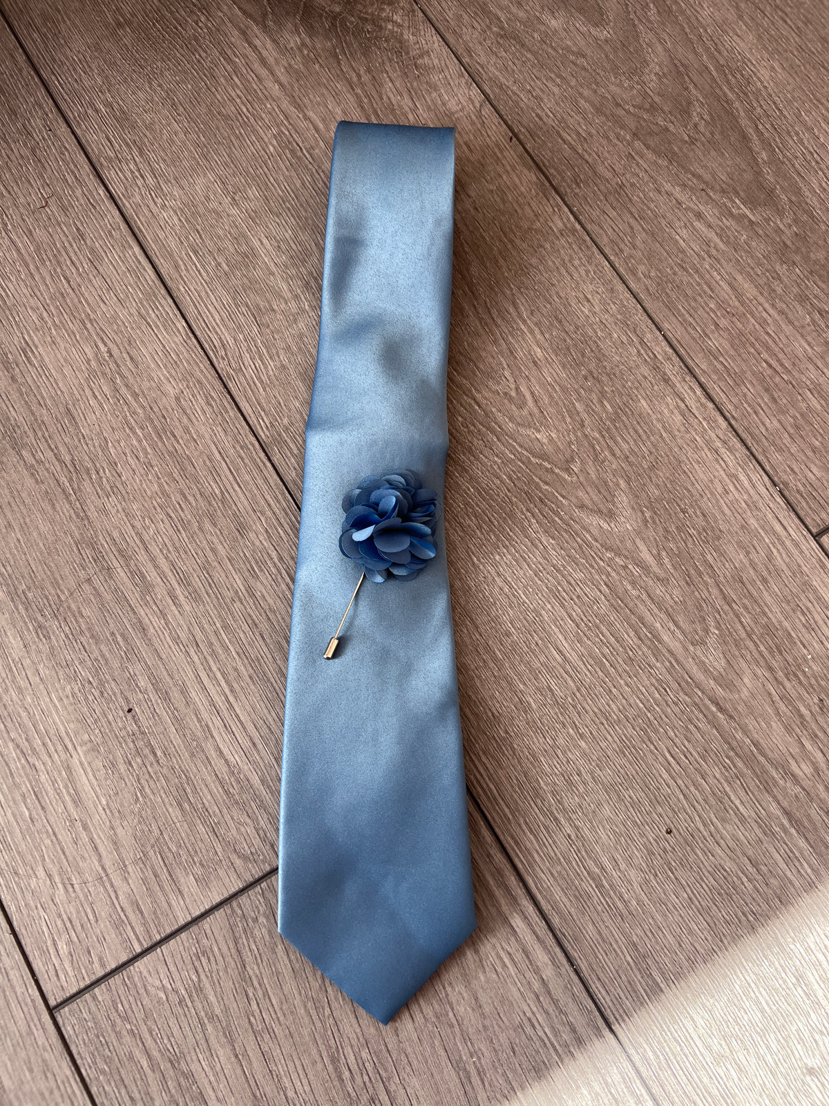 Dusky Blue Men’s Classic Tie &amp; Pin-Fascinators Direct