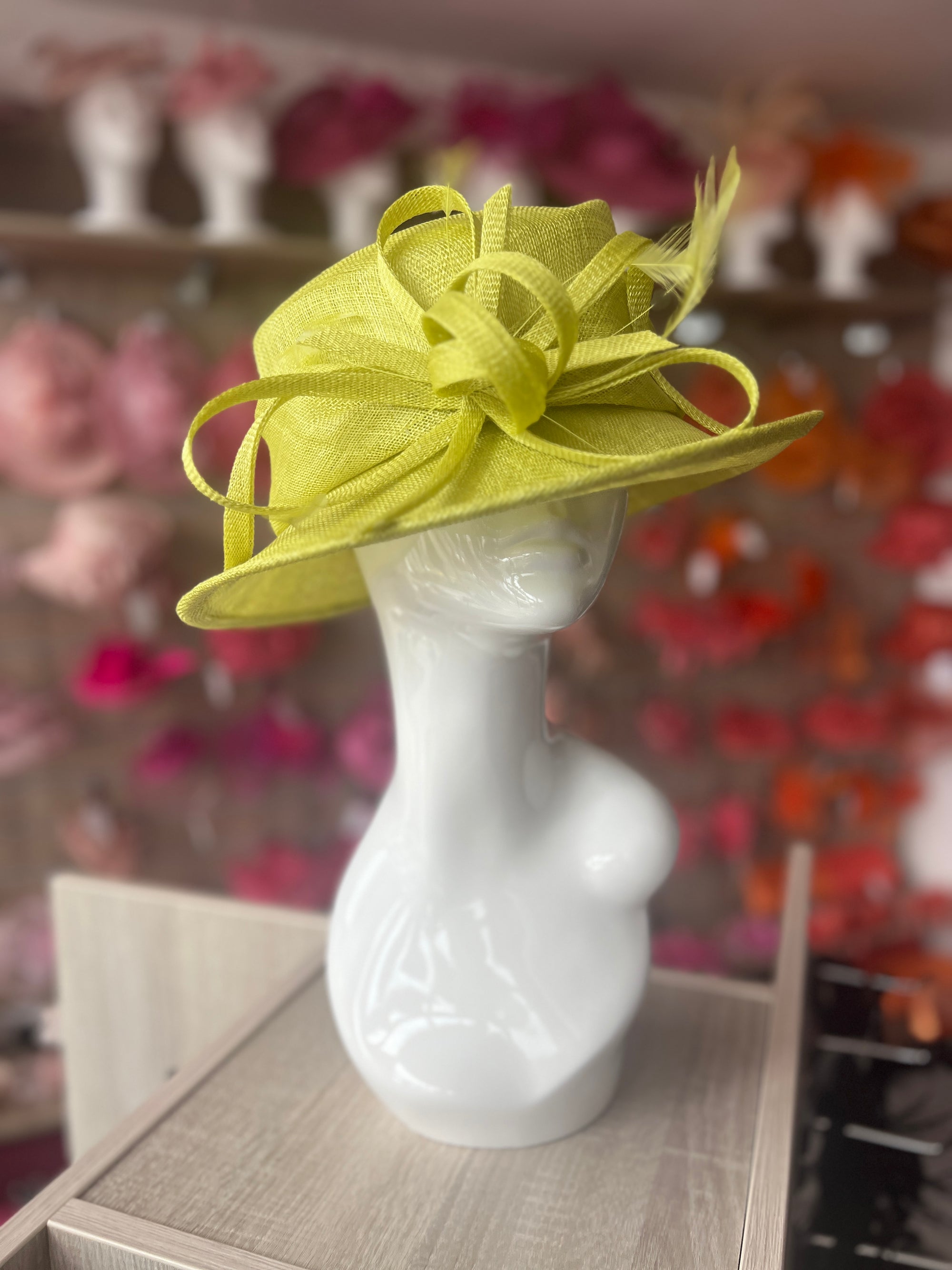 Short Brim Lime Occasion Hat