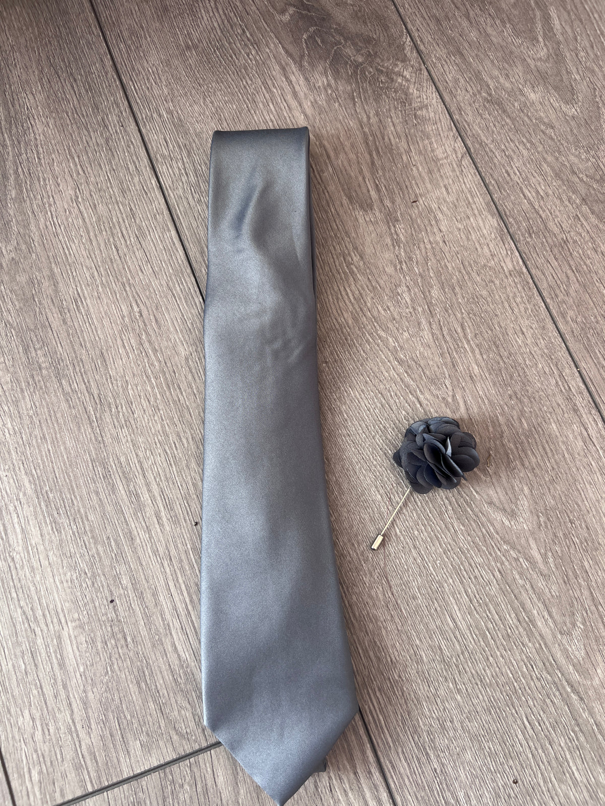 Slate Men’s Classic Tie &amp; Pin