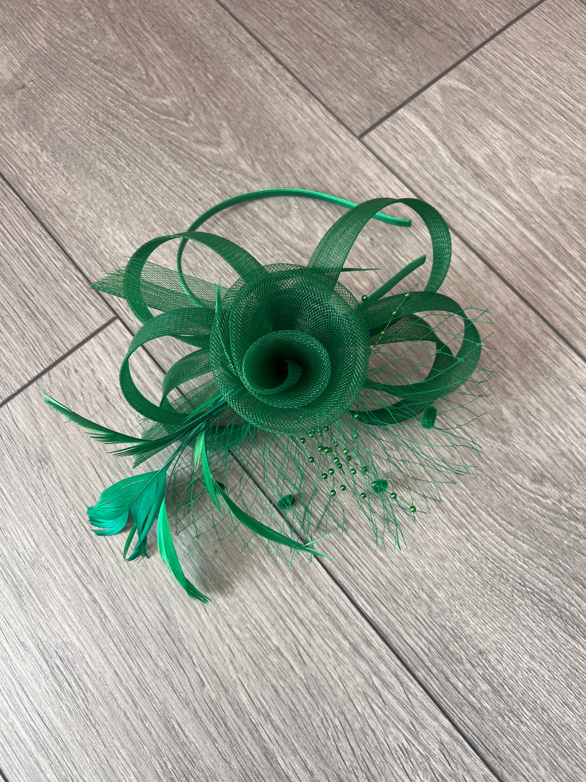 EMERALD GREEN CRINOLINE FASCINATOR WITH BEADS, LOOPS &amp; NETTING-Fascinators Direct