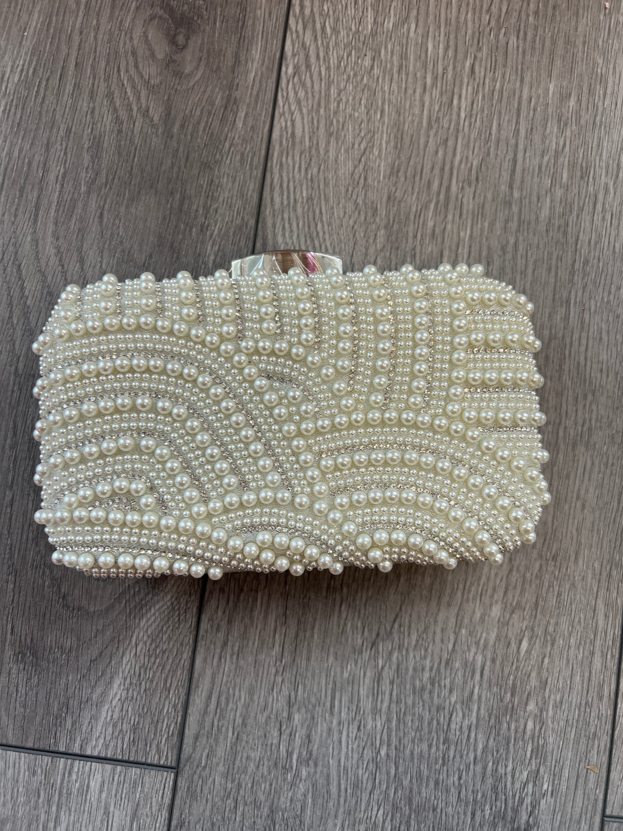 Elegance Pearl Vintage Box Clutch Bag - White-Fascinators Direct