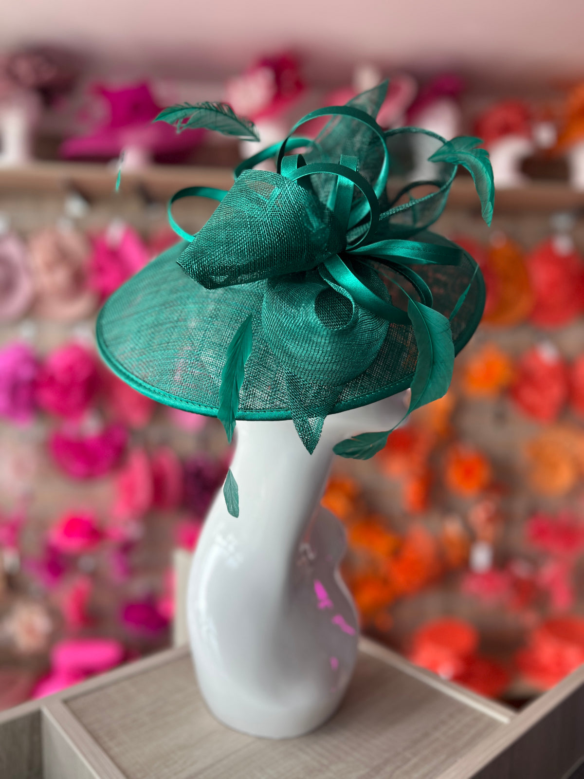 Emerald Green Saucer Hatinator With Decorative Bow-Fascinators Direct