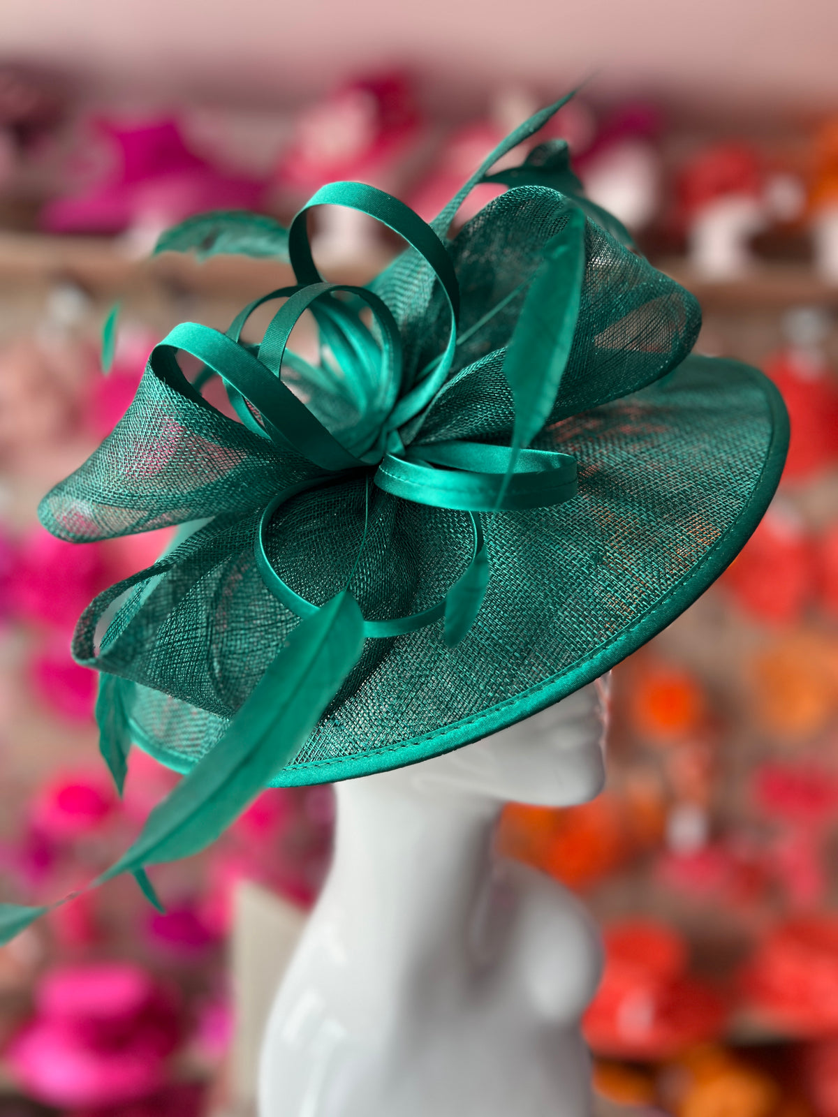 Emerald Green Saucer Hatinator With Decorative Bow-Fascinators Direct