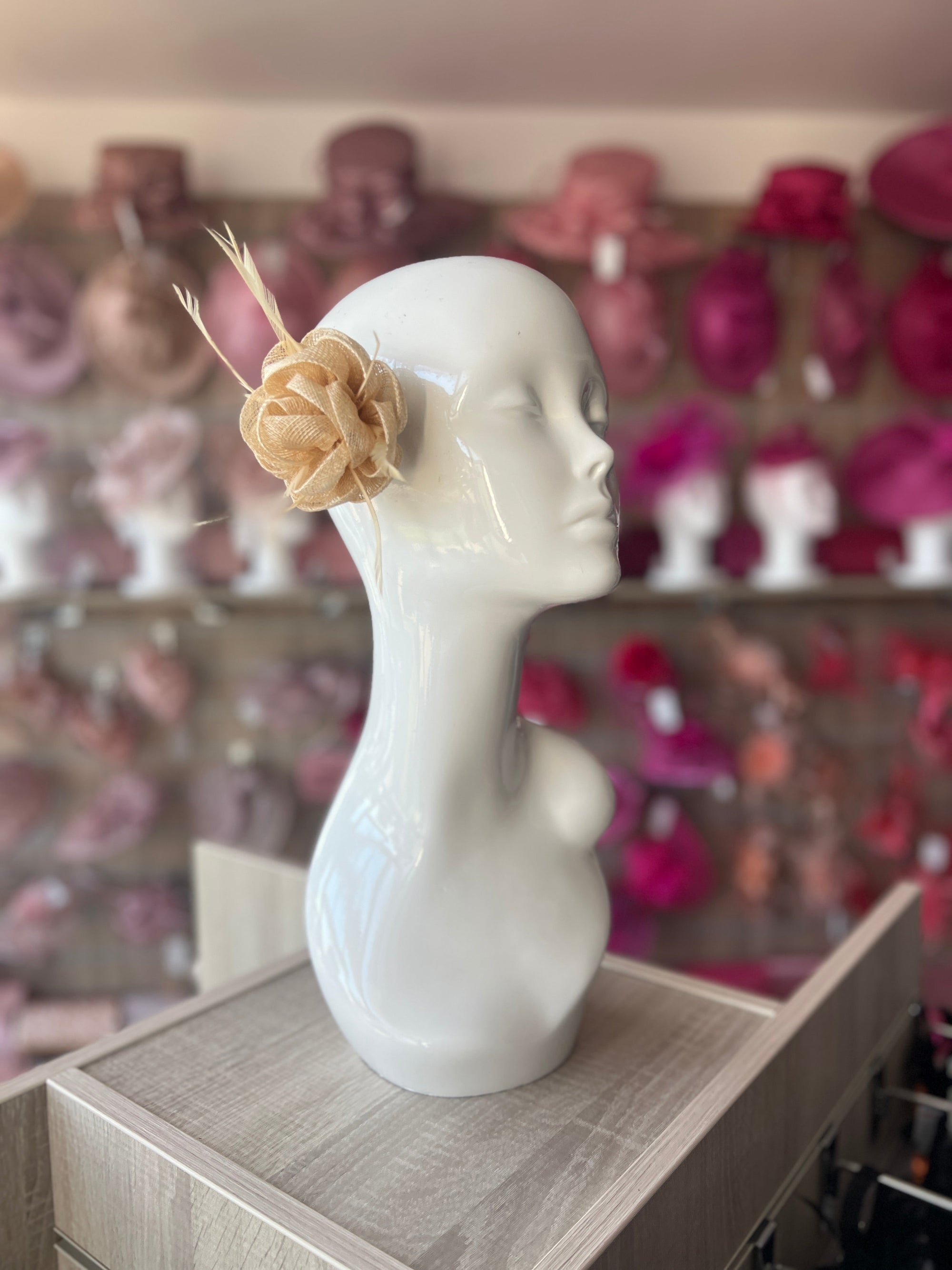 English Rose Small Nude Fascinator Clip-Fascinators Direct