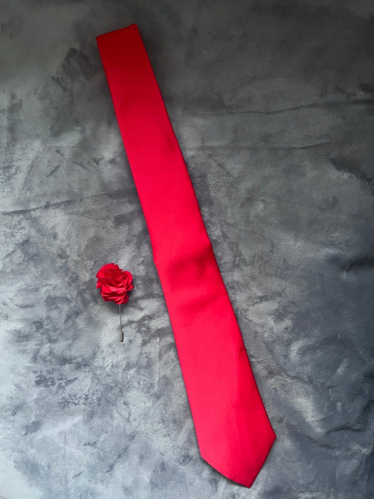 Poppy Red Men’s Classic Tie &amp; Pin