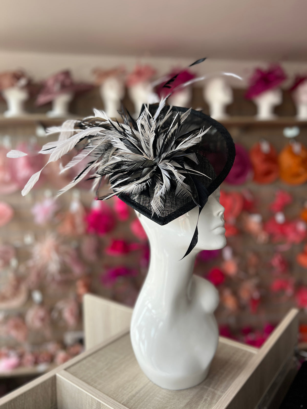 Feather Disc Fascinator -Black/White/Mix-Fascinators Direct