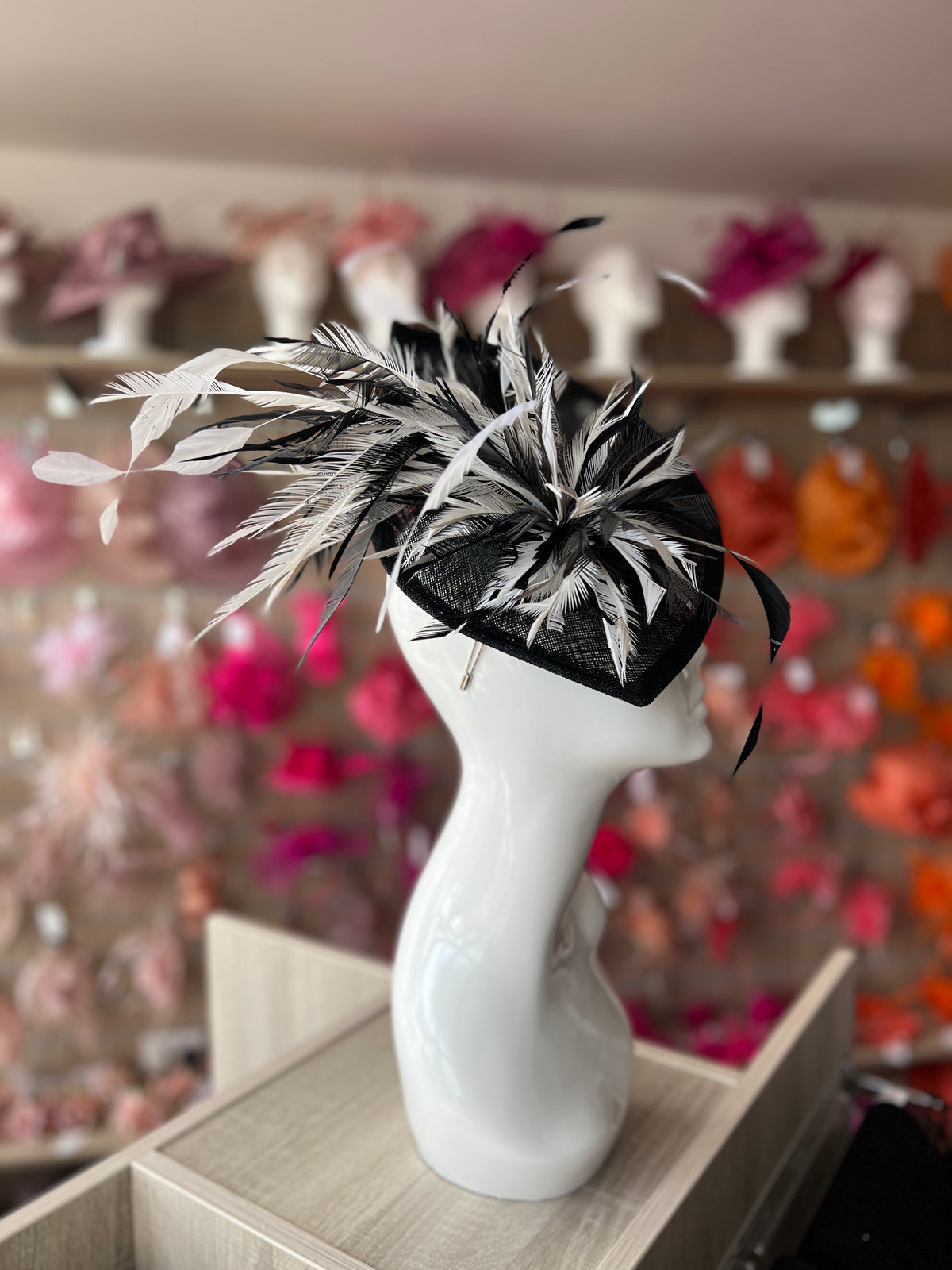Feather Disc Fascinator -Black/White/Mix-Fascinators Direct