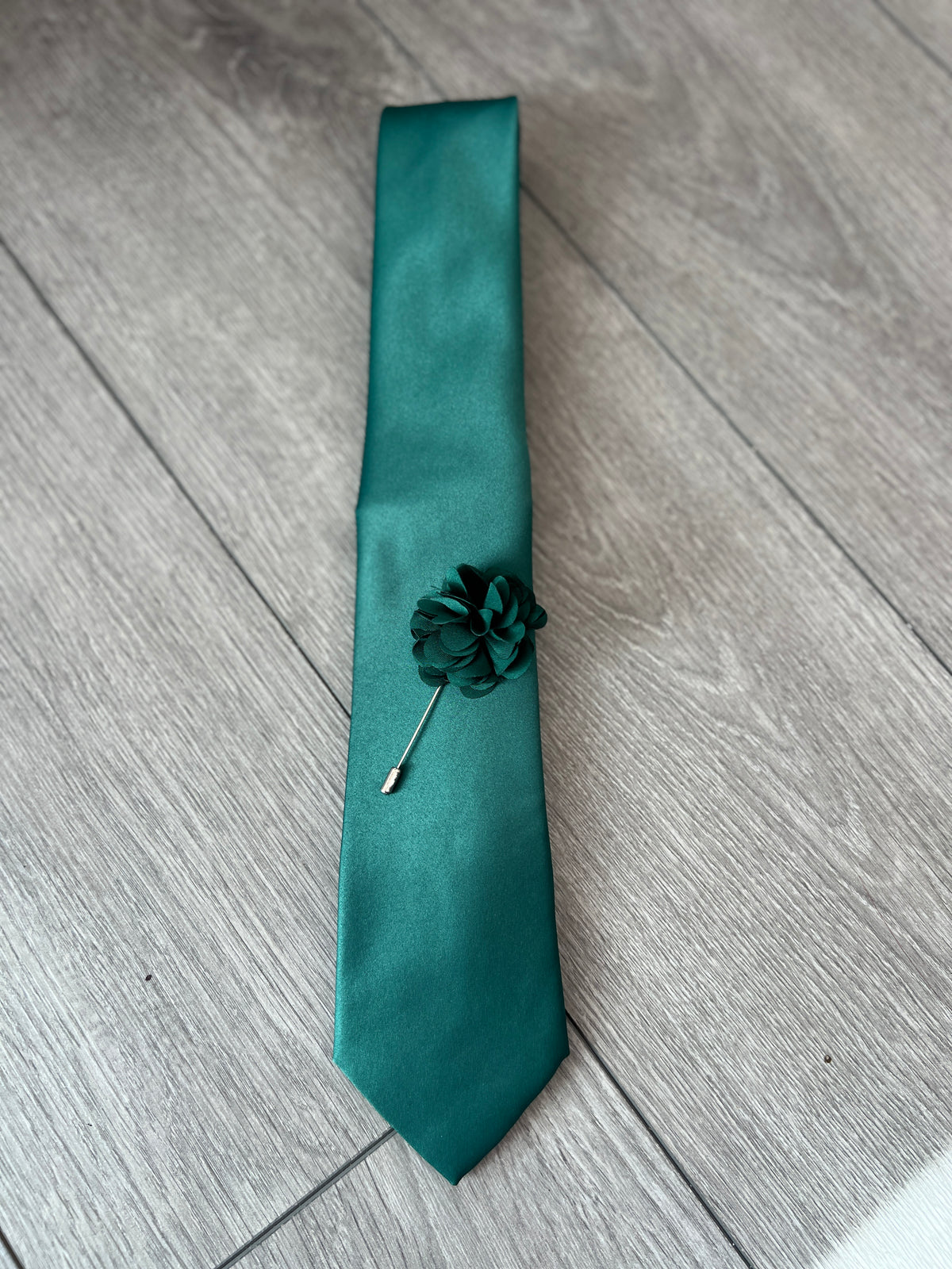 Forest Green Men’s Classic Tie &amp; Pin-Fascinators Direct