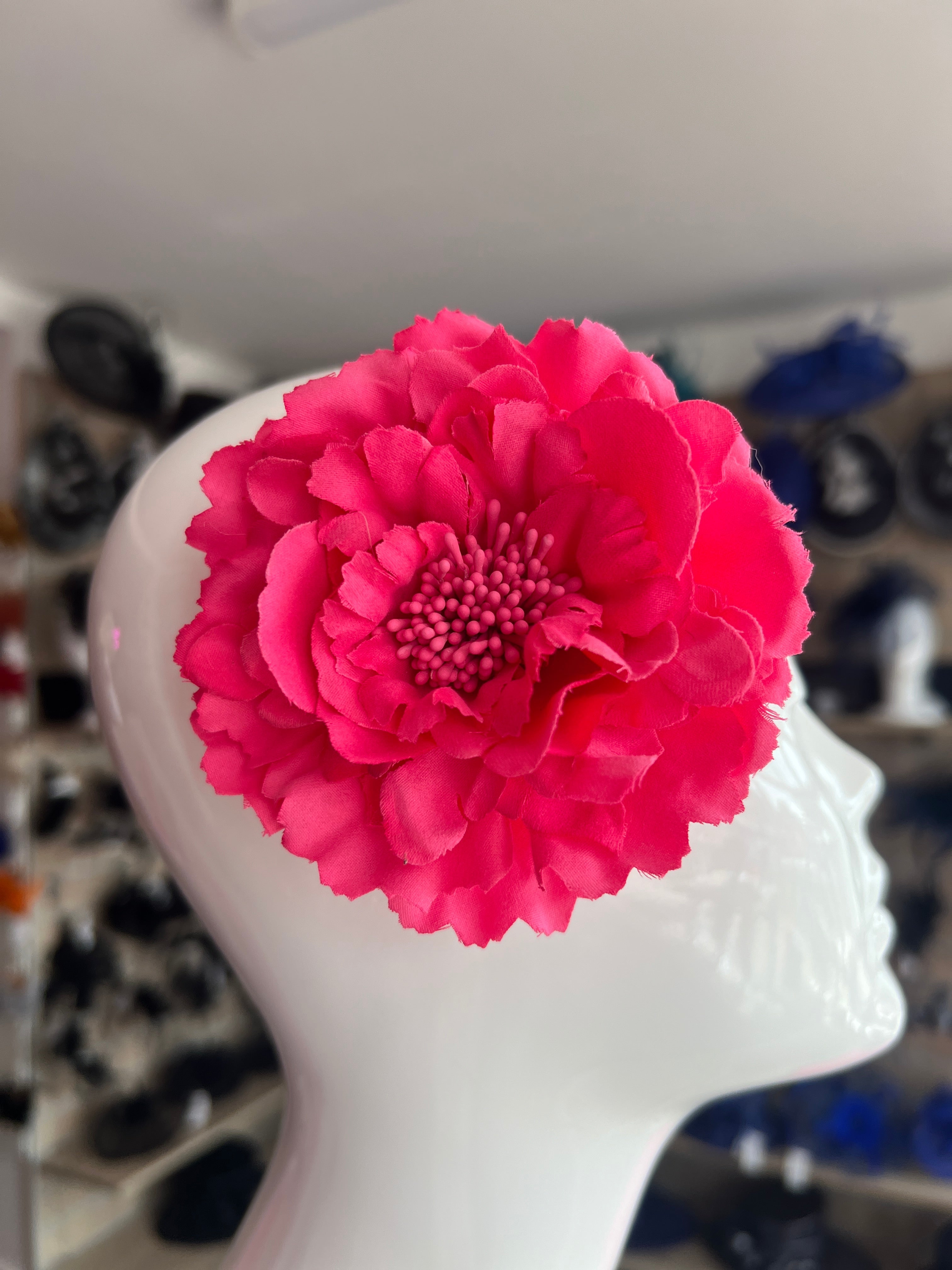 Bright pink hair flower discount
