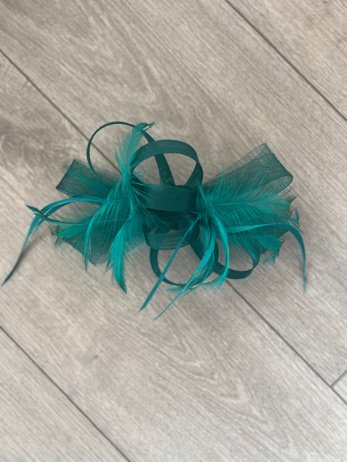Green Loop Bow Fascinator With Feathers-Fascinators Direct