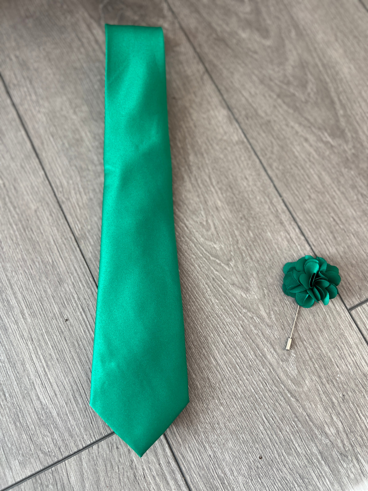 Jade Green Men’s Classic Tie &amp; Pin-Fascinators Direct