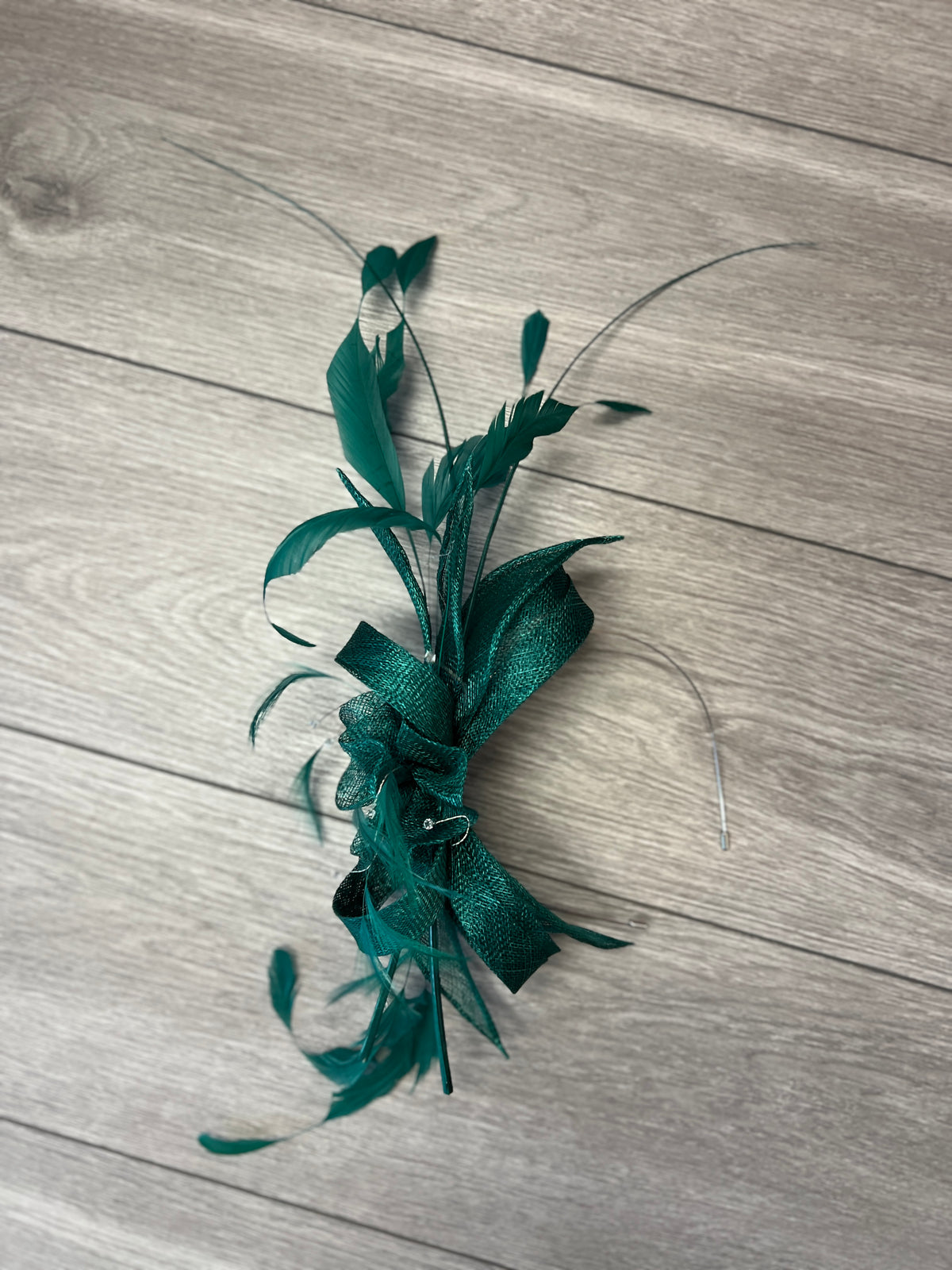 Large Emerald Green Fascinator with Quills &amp; Crystal Stamens-Fascinators Direct
