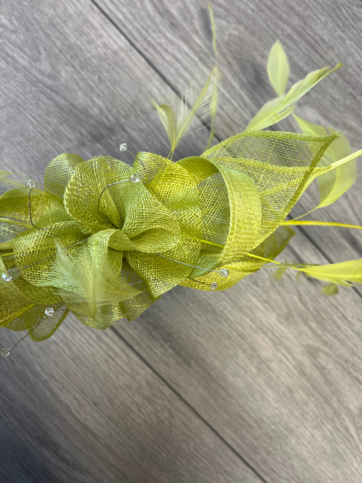 Large Lime Fascinator with Quills &amp; Crystal Stamens-Fascinators Direct