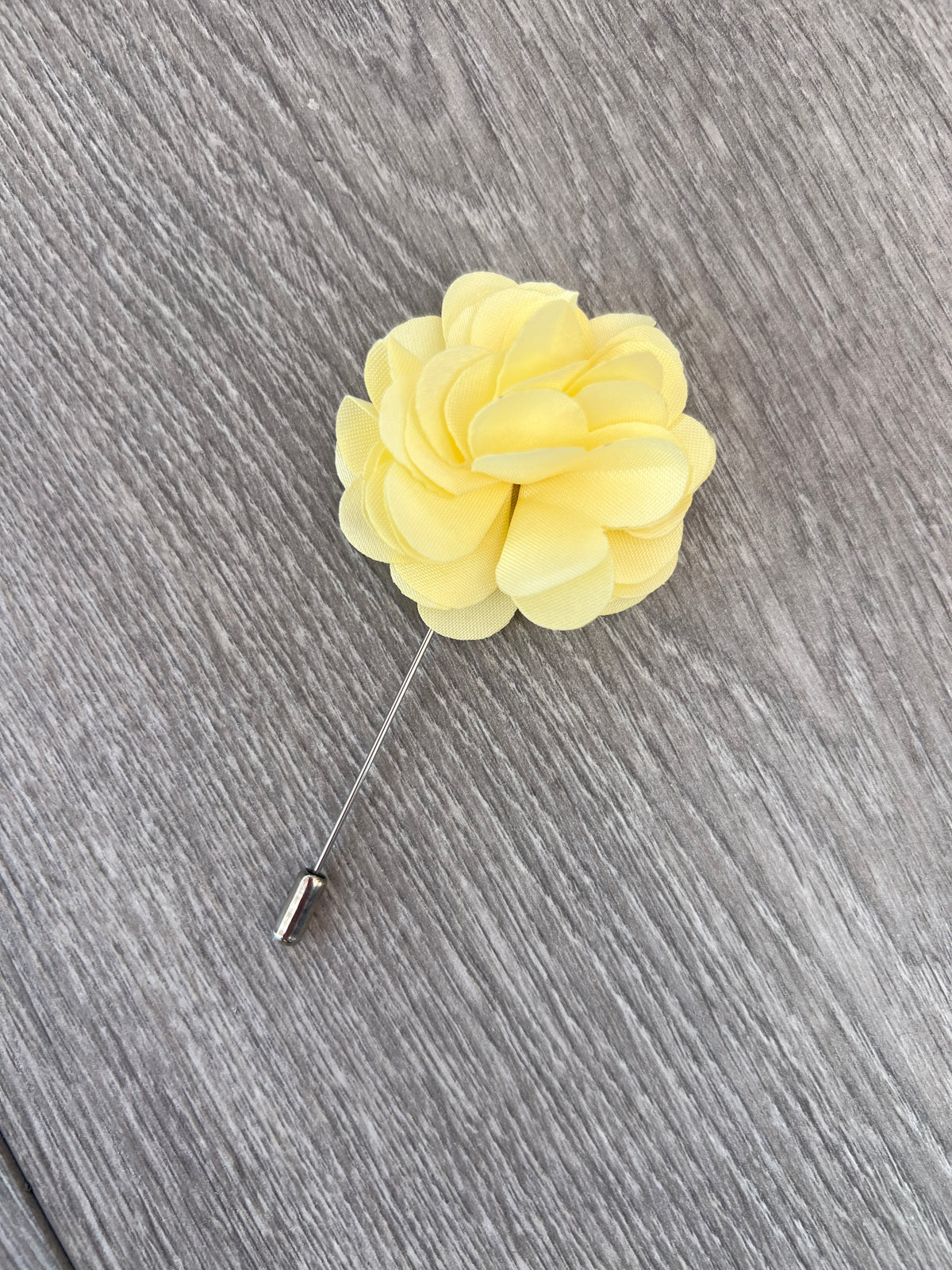 Lemon Men’s Classic Tie &amp; Pin-Fascinators Direct
