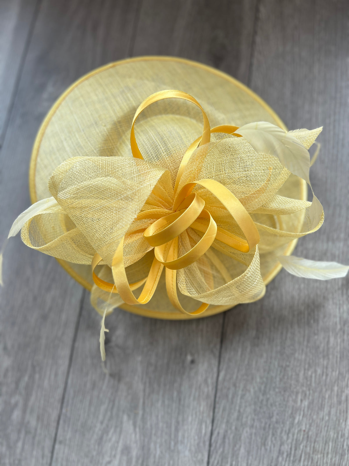 Lemon Saucer Hatinator With Decorative Bow-Fascinators Direct