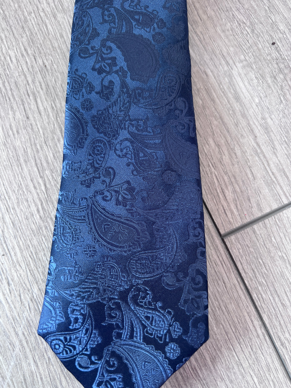 Navy Men’s Classic Paisley Tie-Fascinators Direct