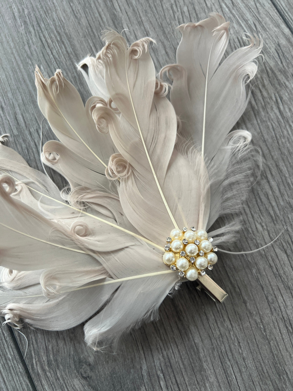 Nude Fascinator Clip with Vintage Feathers &amp; Pearls-Fascinators Direct