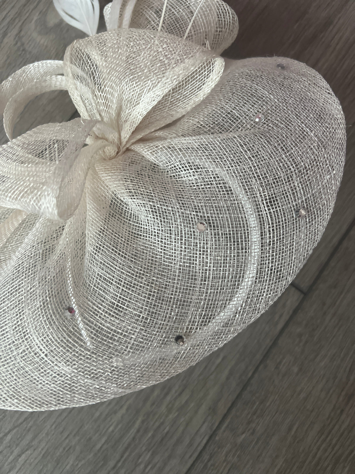 Off White Fascinator With Diamanté Oval Base-Fascinators Direct