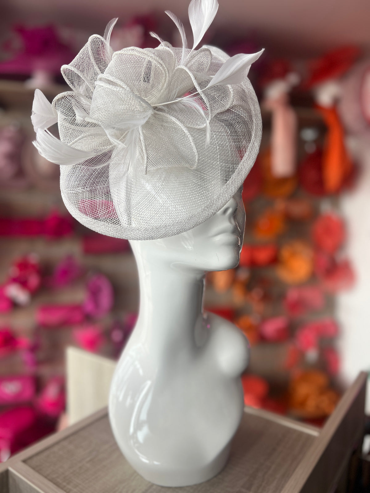 Off White Fasniator With Ruched Sinamay &amp; Loops-Fascinators Direct